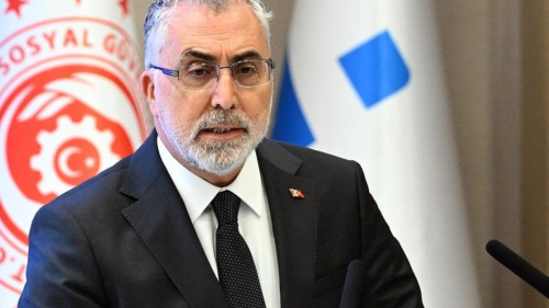 Bakan Işıkhan: "Emekliler her anlamda eskisinden daha iyi hale geldiler"